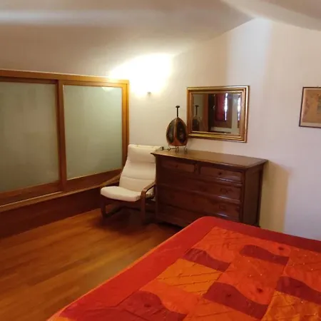 Daire Lucy's House Per Locazione Turistica Floransa